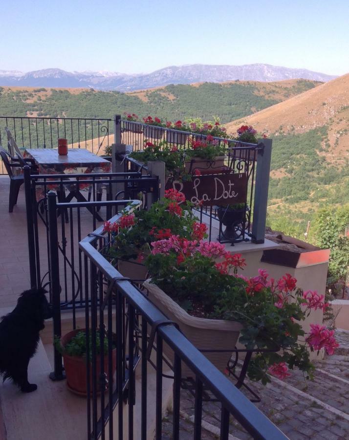 La Dote Bed & Breakfast Santo Stefano Di Sessanio Exterior photo